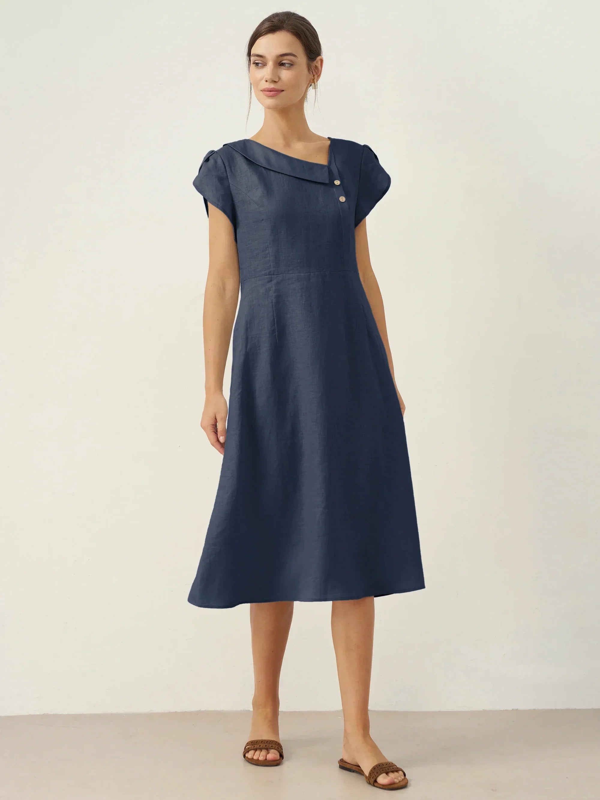 Vestido Midi de Manga Flutter con Cuello Crescent de 100% Lino FIONA