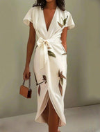 Matilde | Vestido Wrap Elegante con Estampado de Hojas