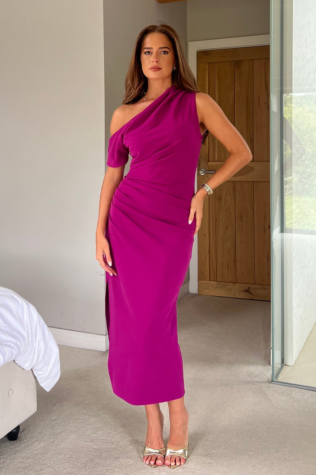 Vestido Midi de Escote Asimétrico Donna Fucsia Oscuro