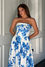 Vestido Midi Danni Sin Tirantes en Flores Azules