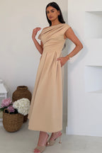 Vestido Midi Asimétrico Betty Crema